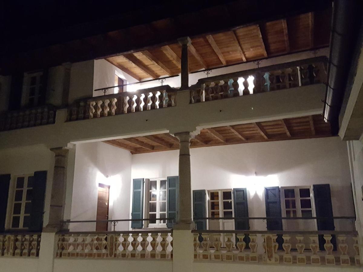 Villa Maghetti - Modernized Flat In Historic Palazzo In The Center Of Luino Ngoại thất bức ảnh