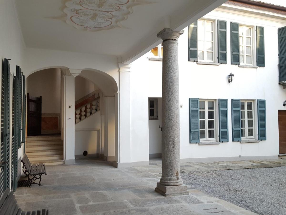 Villa Maghetti - Modernized Flat In Historic Palazzo In The Center Of Luino Ngoại thất bức ảnh